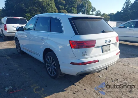 2018 Audi Q7 3.0T Premium из США, поврежденный, VIN WA1VAAF75JD026126